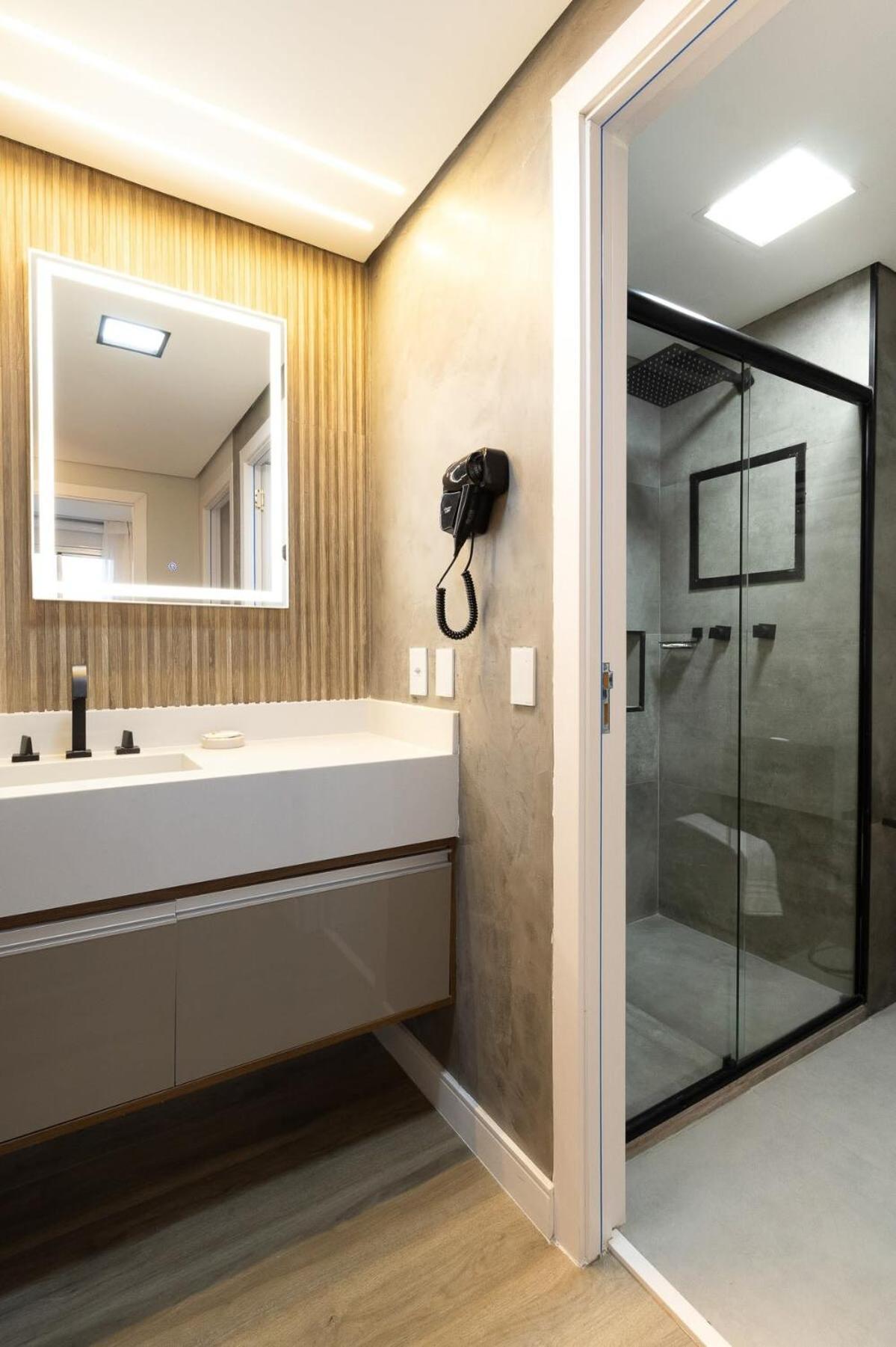 Apartamento Bhomy Consolacao - 4 Quadras Da Paulista Ls1610
